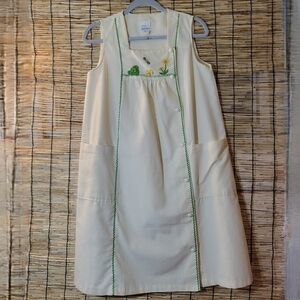 Vtg GO-IN' S  by Danville Embroidered Rick Rack Trimmed Dress